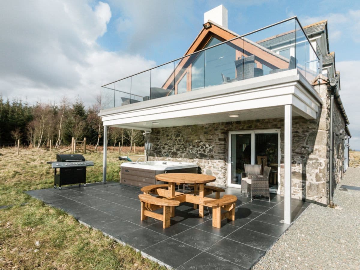letyourcottage's tweet photo. If you know someone that might be interested in letting their property, we would love to hear from them! 
Simply visit https://t.co/wkzbinHRRB and you will receive £250 in vouchers for EACH referred property owner we successfully recruit* 

*T&amp;C's apply - see website for details https://t.co/WnA44MRKci