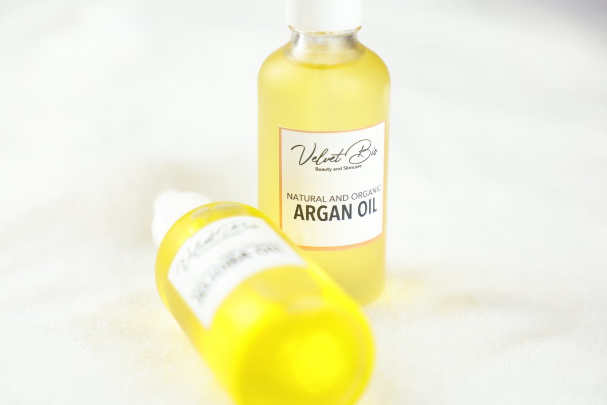 Velvet_Bio's tweet photo. Argan oil also known as Moroccan oil is the best for nourishing and moisturizing your hair!💁‍♀️
https://t.co/SFFaDzw1nn https://t.co/HPfXx70bVy