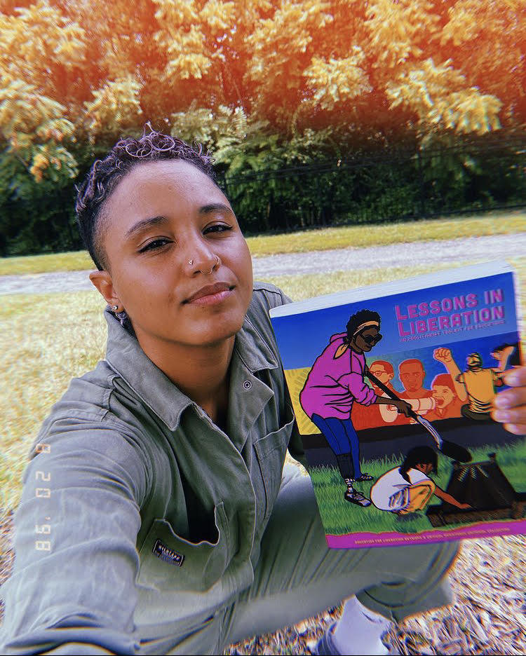 AKPressDistro's tweet photo. Feeling all the love surrounding Lessons In Liberation: An Abolitionist Toolkit for Educators!

Preorder your copy today at
https://t.co/or3V9vWmXR 💖 https://t.co/63m7K6t7OU