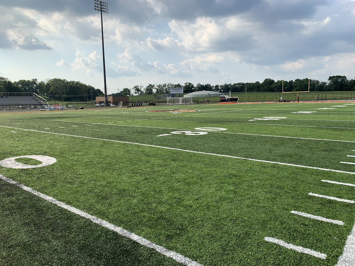 90 minutes to kick off!