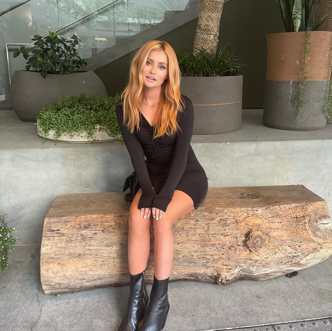 eloise's tweet image. Back to my roots 👩‍🦰✨🧡