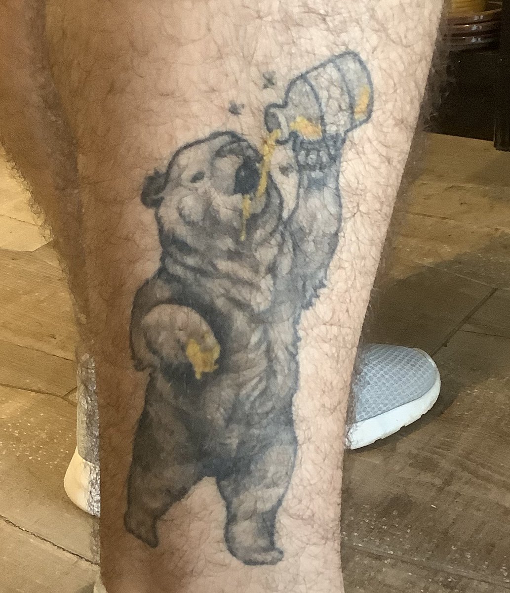 Adam, a true #honey lover, is sporting this awesome #tattoo 
#bearslovehunny #beesarelife #ontariohoney