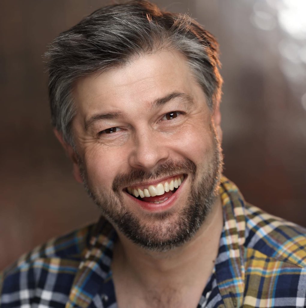 ILHimprov's tweet photo. Another new member has joined our team, please say hello to our new “Mr Pink” - @IvaWilko who we are delighted to welcome! (Full details of his work are posted on our Facebook and Instagram posts.) #insertlaughterhere #news #newmembers #comedy https://t.co/1HIg02hajZ