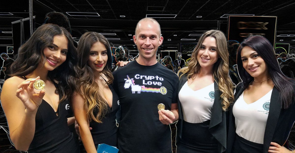 TheCryptoLove's tweet photo. It's True... Crypto Love Shirts Attract All The Ladies 😉

🚨 You Can WIN ONE FOR FREE 🚨

To Enter Just RETWEET THIS POST 👉🤳

Every FRIDAY I Announce This Week's WINNER 🚀 https://t.co/YMMvOgLpuT