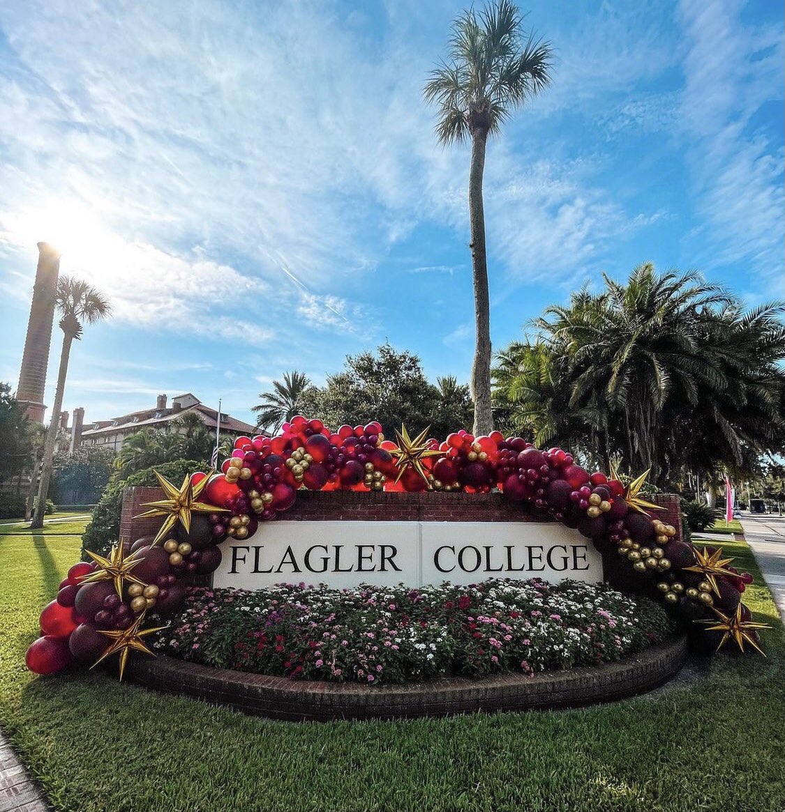 Wow! Now this is how we greet our students 😻 thank you Hennessy Events!