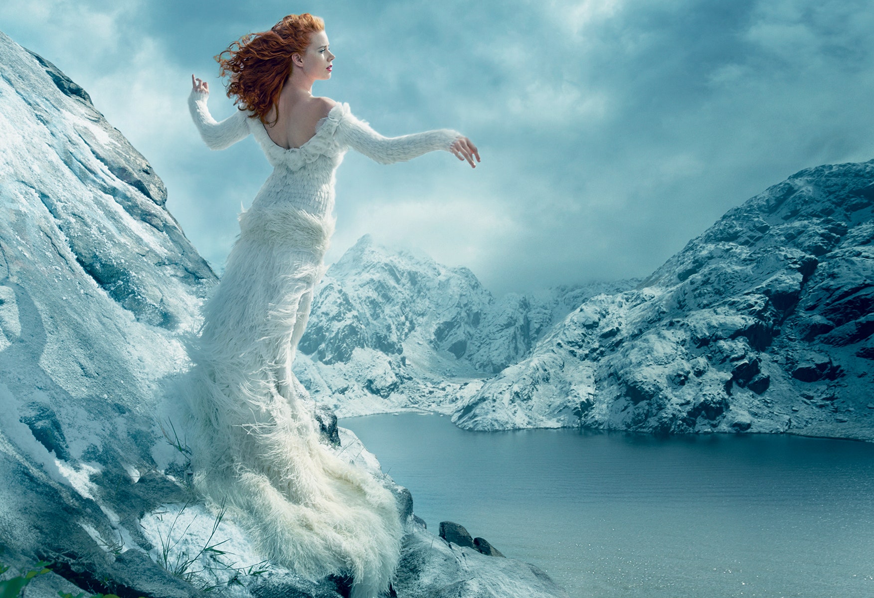 Happy Birthday to Academy Award Nominee, Amy Adams! 