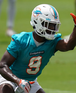 .@MiamiDolphins CB Noah Igbinoghene has all the talent in the world to be a high-end CB in the NFL. But in limited action in 2020, the Auburn product struggled as a tackler & in man coverage. This camp is critical for the growth of the 30th pick in the 2020 draft. #ScoutsTake https://t.co/y0gquIA1Mx