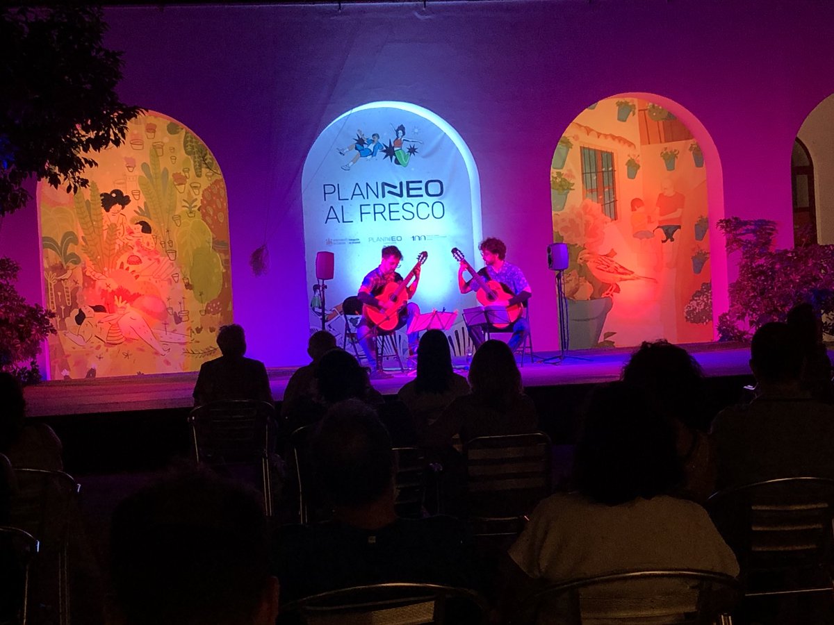 Mapsound's tweet image. Os dejamos algunas imágenes del concierto ofrecido por Synestha Guitar Dúo esta semana dentro de las actividades @juventud_cordoba 

#culturasegura  #planeocordobajoven #guitar #concierto #musica #mapsound #córdoba #juventud #verano2021