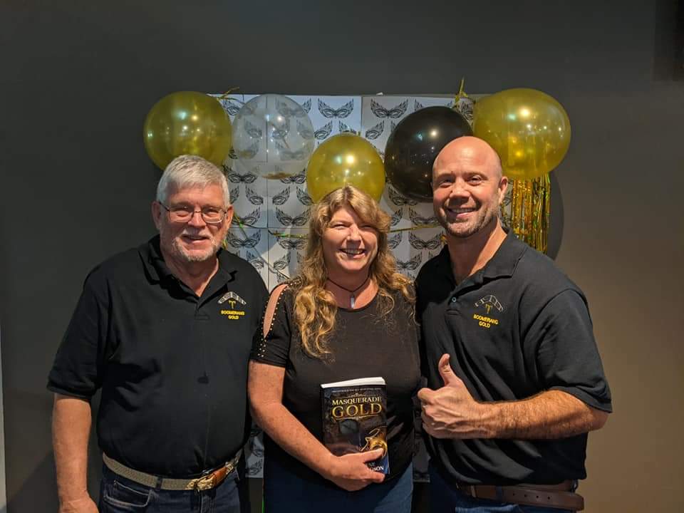 mayney83's tweet photo. Masquerade Gold Book Launch was last night with @pjricho
A great success followed with drinks &amp; nibblies
Supporters applauding our recent
@IndieBrag @IPPYmag awards
https://t.co/EgWj3PtyXo https://t.co/axNwmfVat2