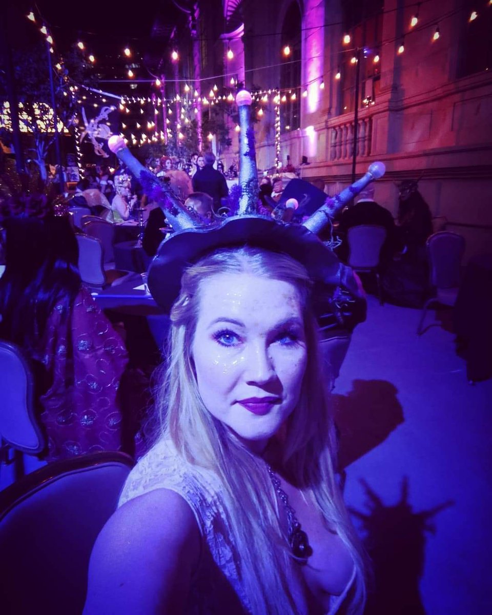 JenFiskum's tweet photo. Tonight the portal doors will open. Tomorrow, we will cross through them...
✨✨✨
#labyrinthofjareth #loj2021 #loj #masquerade #masqueradeball #milleniumbiltmore #losangeles #dtla #actorslife https://t.co/pA6KzxcexP