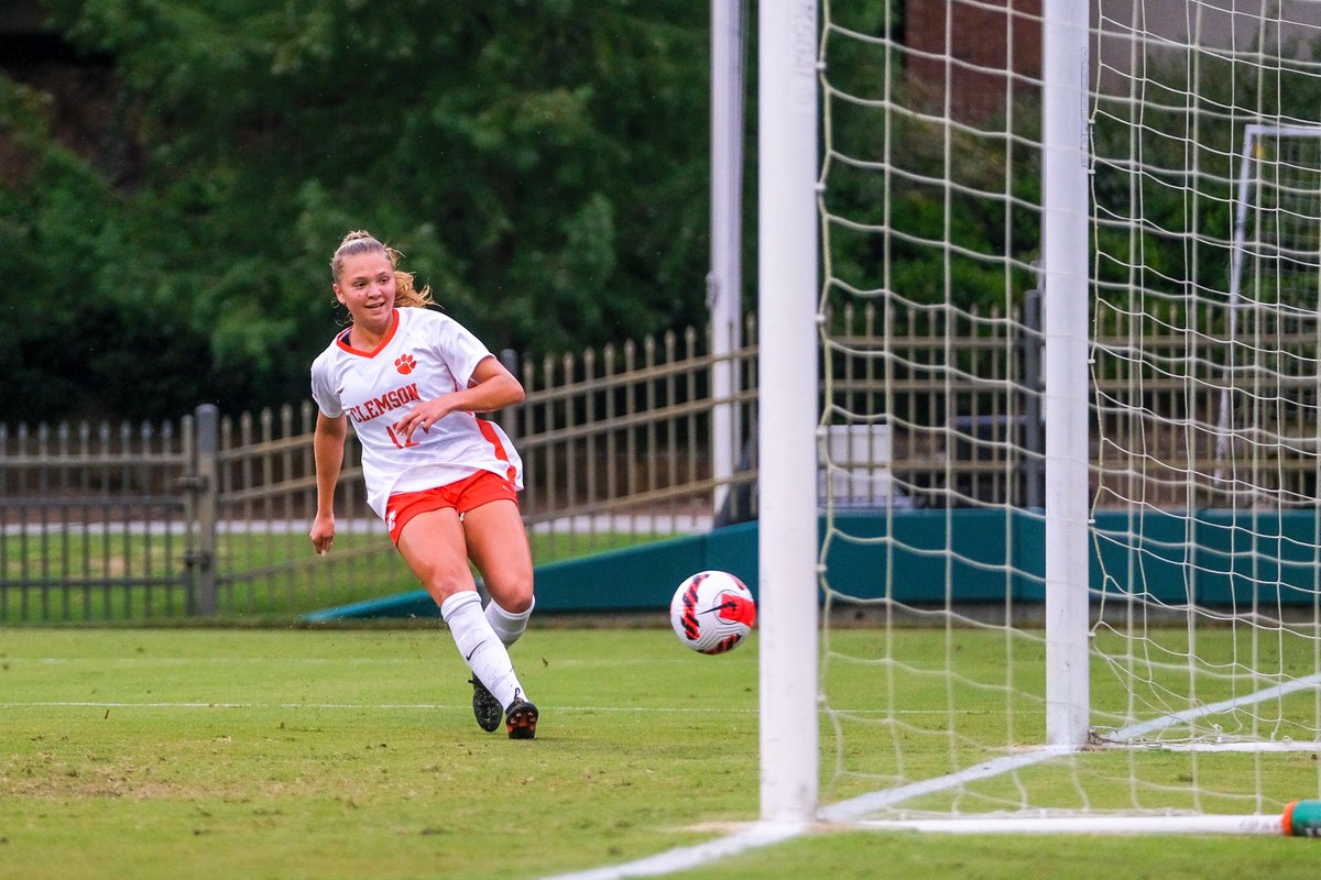 That feeling when you're about to score your first career goal 😄😛