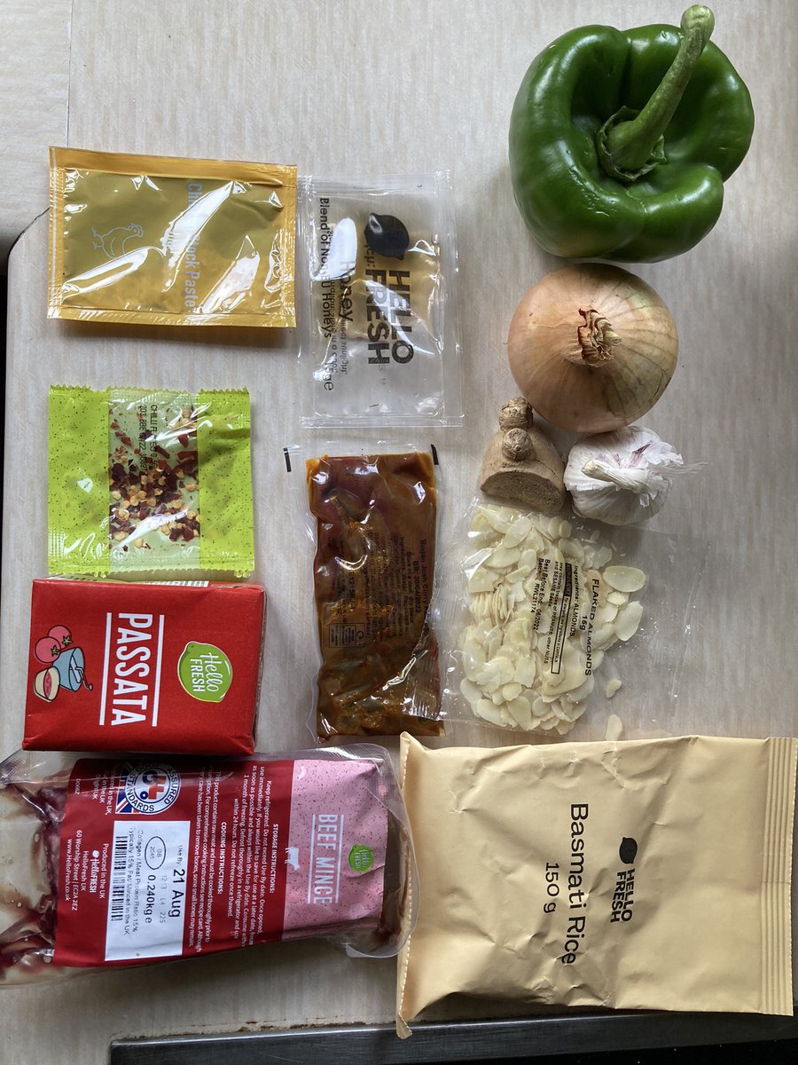 ROBANDTHEMOB's tweet image. Tonight’s @HelloFreshUK menu is #BeefRoganJoshStyleCurry #HelloFreshSnaps 👏