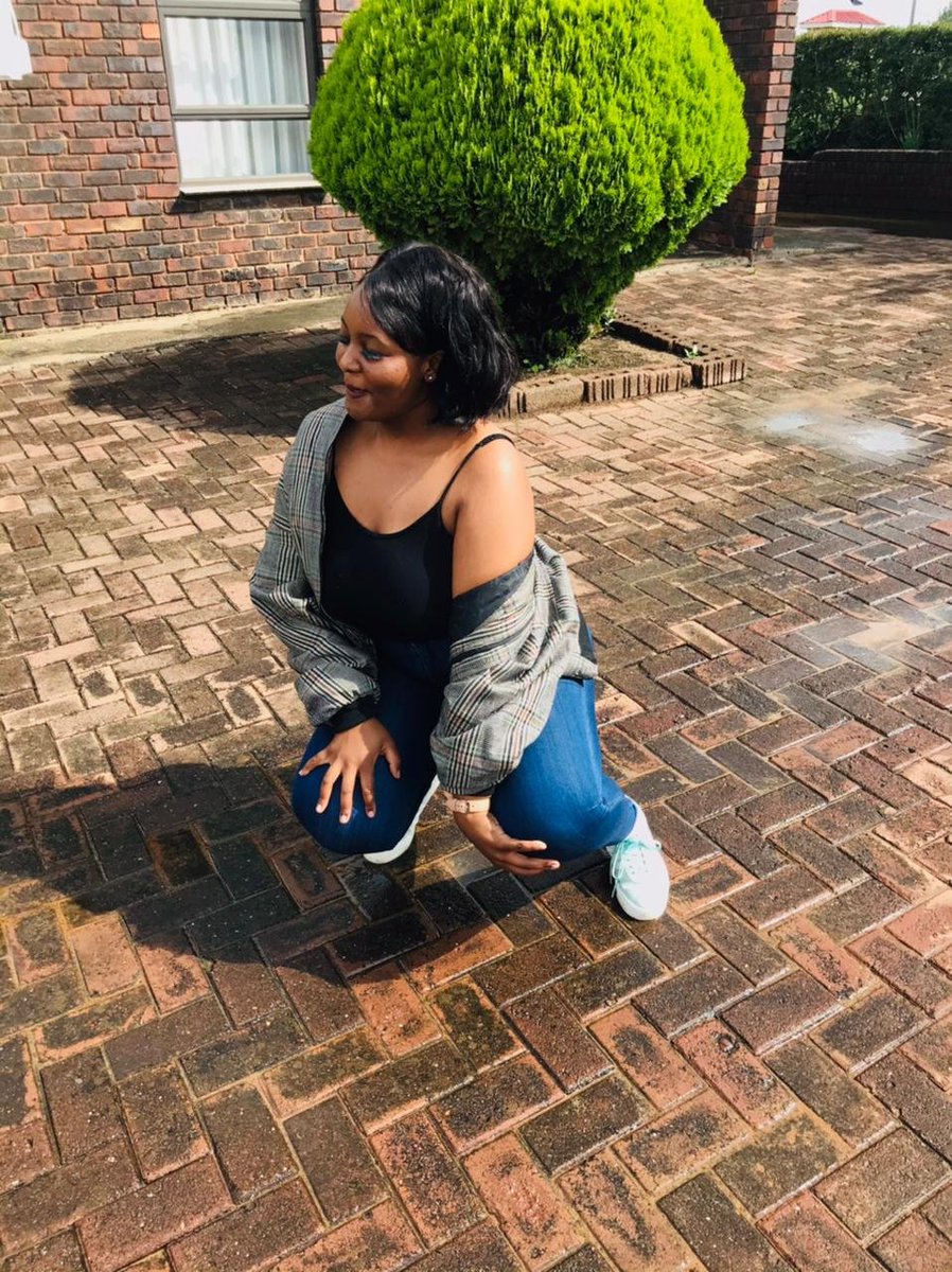 Leseli_Machabe's tweet photo. Plus size?.....yep that's me!😌 https://t.co/QoY2YeJSCT