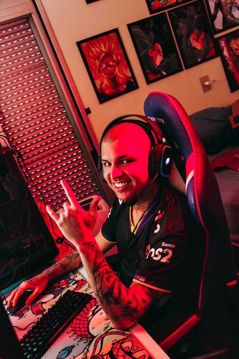 VivoKeyd's tweet photo. Além de estar usando o mouse e o teclado da @oexgameoficial, o @ellton777 também tá usando essa belezura do fone Zyon, que além de ser lindo, tem um sistema de som 7.1 e microfone removível! 🔥

Tá esperando o que pra garantir o seu? 🤔
🔗 https://t.co/3f4jx3A9Bq

#GoVK #OEXGAME https://t.co/PFl9iZHbOe