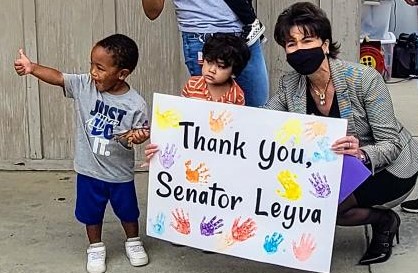 First5CA's tweet image. Wonderful event by @ccresourcectr @EastersealSoCal for @SenatorLeyva. As a true @First5CA #ChampionforChildren, Senator Leyva was honored with CCRC&apos;s HEART award for spending 3+ years fighting for child care reimbursement #ratereform.