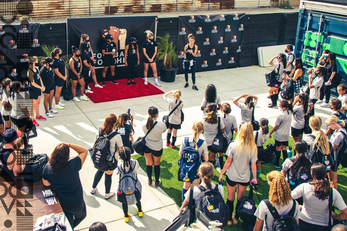 LABFIVESOCCER's tweet photo. We love being a part of projects that strive to improve the future of women athletes, and the @footballforher clinic was a perfect example of that β½οΈππ½ββοΈππΌββοΈππΏββοΈπ₯
Donβt forget about our girls&women FREE pickup games every Friday night!
#labfive #soccergirls #soccerwomen #soccerclinic https://t.co/j08ivDtucb
