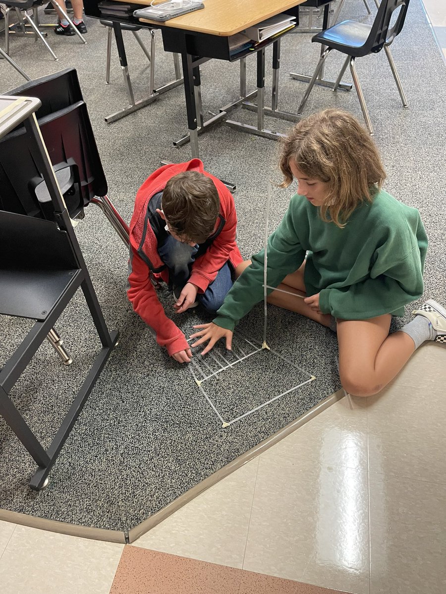 NiemanMesser's tweet photo. Great minds at work!! https://t.co/YYakIB0RH9