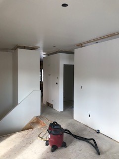 A new generation of log home owner has immerged redefining the look and style of the traditional log home. The interior has changed with the use of drywall to create a more contemporary look and adding more design options.  #loghomeliving #loghomelifestyle #loghomelove