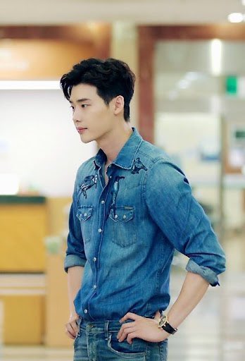 inyeopsflwr's tweet photo. are we still going to act like this wasn’t one of Kang Chul’s sexiest outfits https://t.co/1ogmLBcECg