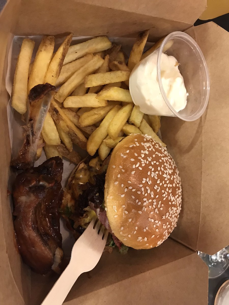 Lovely food from <a href="/nicebitesuk/">NiceBites</a> at #chestermarket this evening