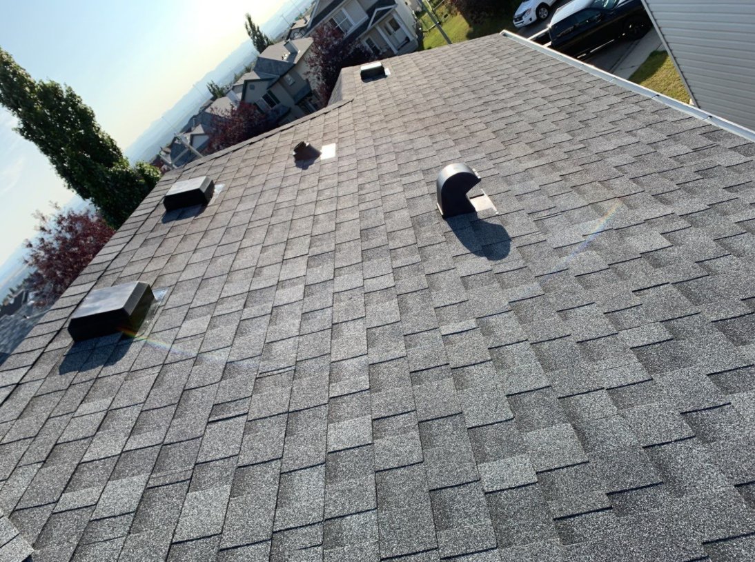 calgaryroofer's tweet photo. Happy friday ! https://t.co/bmXEZeTol2