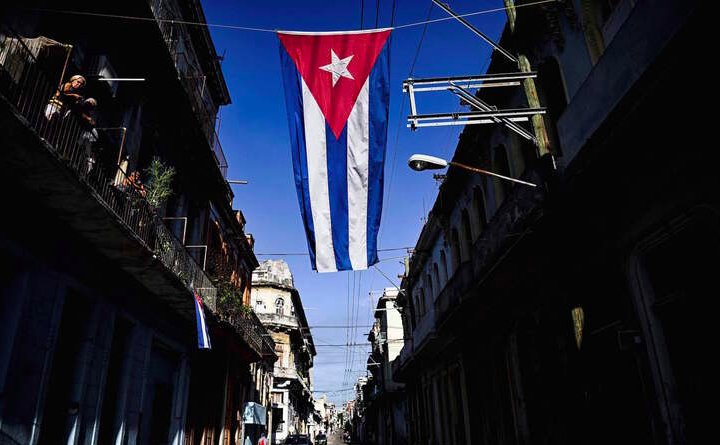 naiz_info's tweet photo. Cuba aprueba dos nuevas vacunas al elevar su efectividad al 91% https://t.co/vV8C9kplhT https://t.co/5FNg1vpwBN