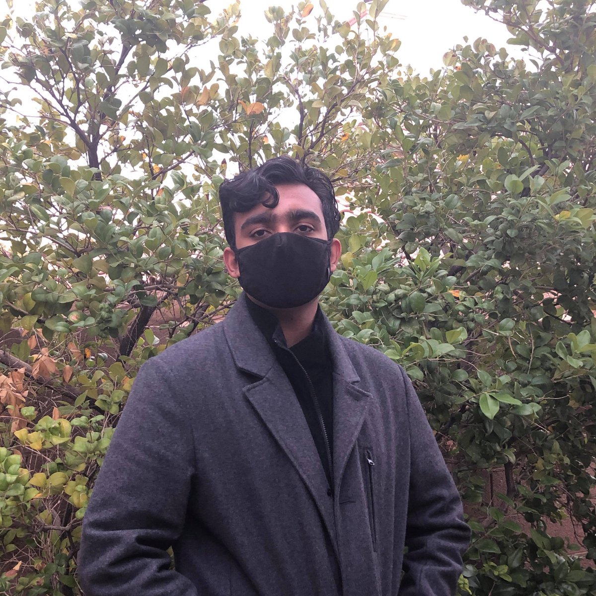 NationalSCL's tweet photo. Salvete! I'm Raees Kamboj (he/him) and I am the 2021-22 NSCL Treasurer. I have lived in Las Vegas, NV my whole life, but starting this fall I will be attending Columbia University in New York City. Outside of SCL, I am an actor/theater technician, a cook/baker, and a gamer! https://t.co/mDtb5PTDTN
