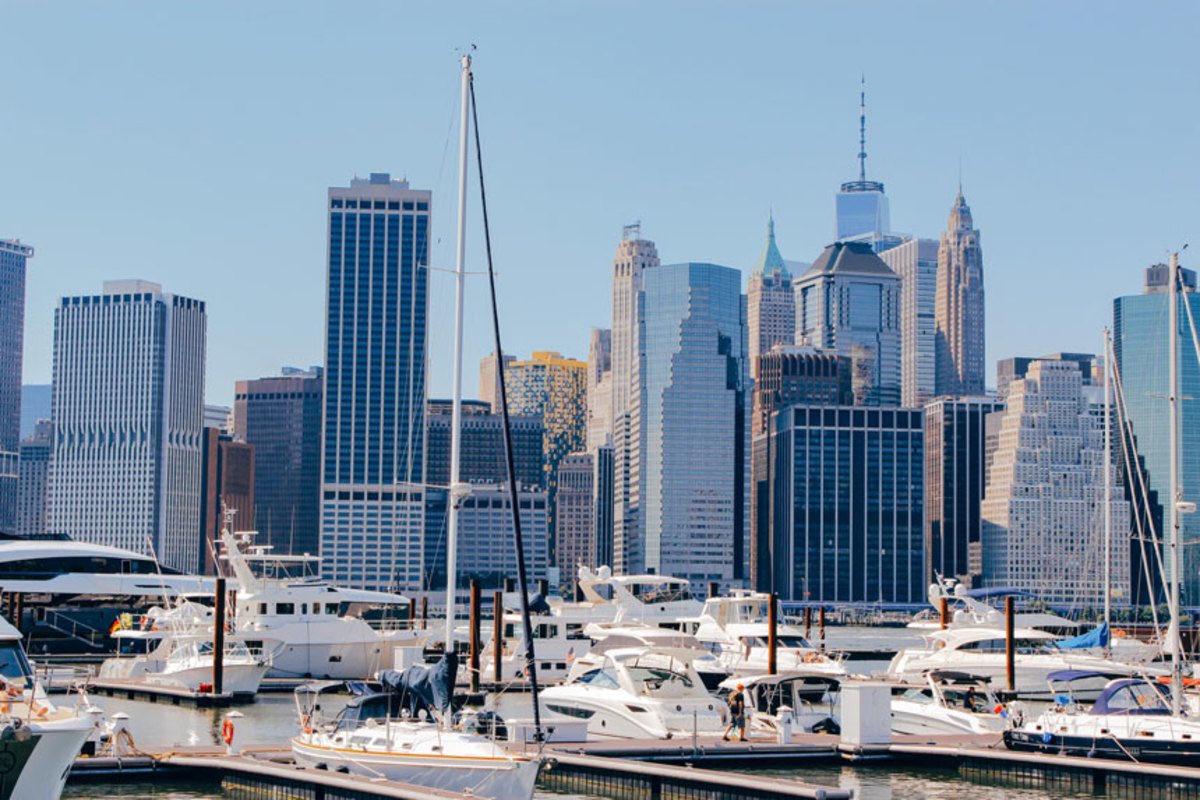 Sailed down from Canada to New York! It's so loud here I can barely hear myself think 😄 I hope you're all having a wonderful day💘