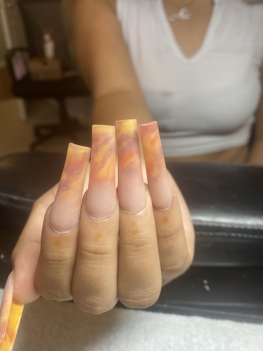 Lillian_010's tweet photo. Home based nail tech looking to build my clientele✨message me for booking info, or support me on Instagram for any nail related needs:) please share for others to see https://t.co/piCwTtlQZv https://t.co/CbwtNirXcu