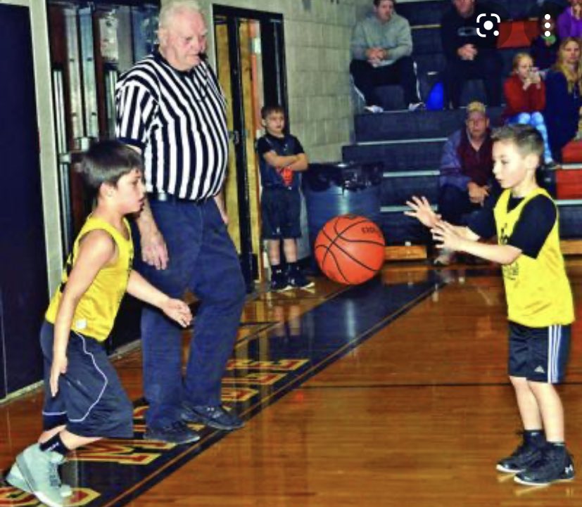 MeigsWBB's tweet photo. Meigs County HS Basketball lost a hero today. Our prayers are with the Davis family and all those whose lives have been touched by Max. 

Forever the greatest fan. 

Forever a Tiger. 

#MeigsHoops 🏀🐅 https://t.co/XueC2LeToz