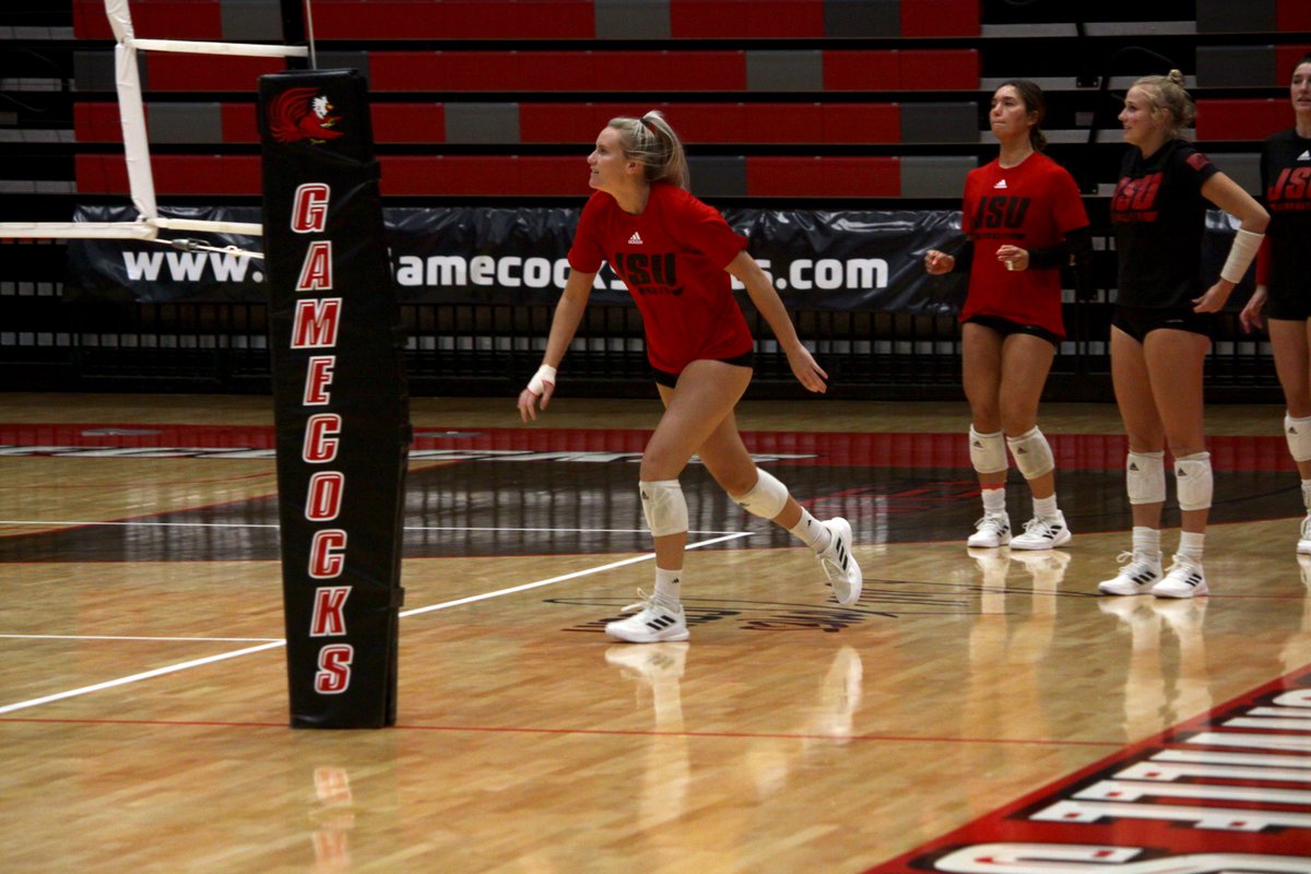 Friday prep 🏐

#StayCocky