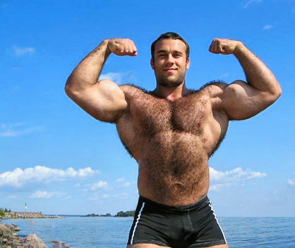 #musclebear #alphamale #bigmusclebear #strongman #powerlifter 