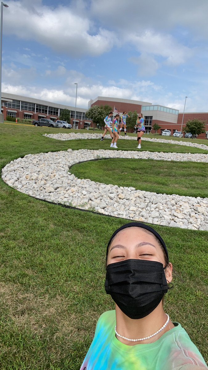 kalia_morris's tweet photo. @staleyfalconvb @SHSFalcons #scavengerhunt https://t.co/SFNZEWpvDX