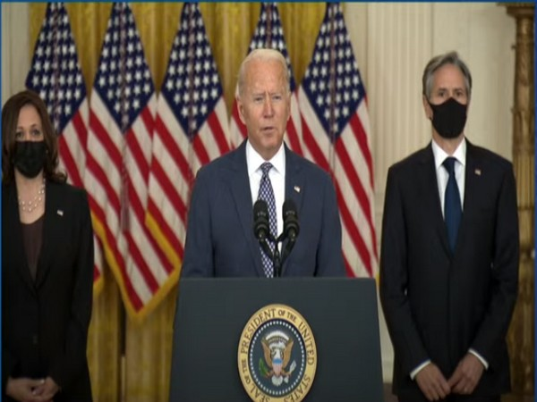 ani_digital's tweet photo. Biden describes scenes of 'desperate people' in Afghanistan as 'gut wrenching'

Read @ANI Story | https://t.co/KeZYjMmeJu
#Biden #Afghanishtan https://t.co/a7gOQTjPNV