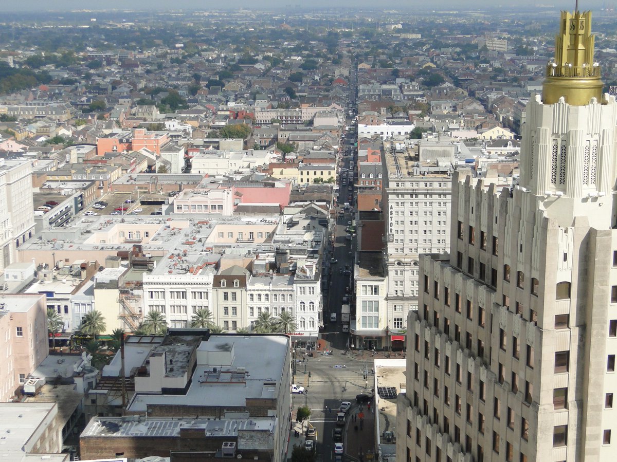 nolacampanella's tweet image. Inside and outside the cupola of Hibernia Bank Building, tallest structure in Louisiana from 1922 to 1935, and in New Orleans until 1962. Photos from 2011.