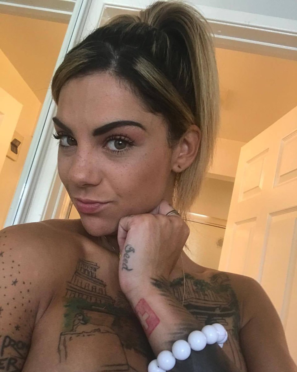 How old is bonnie rotten