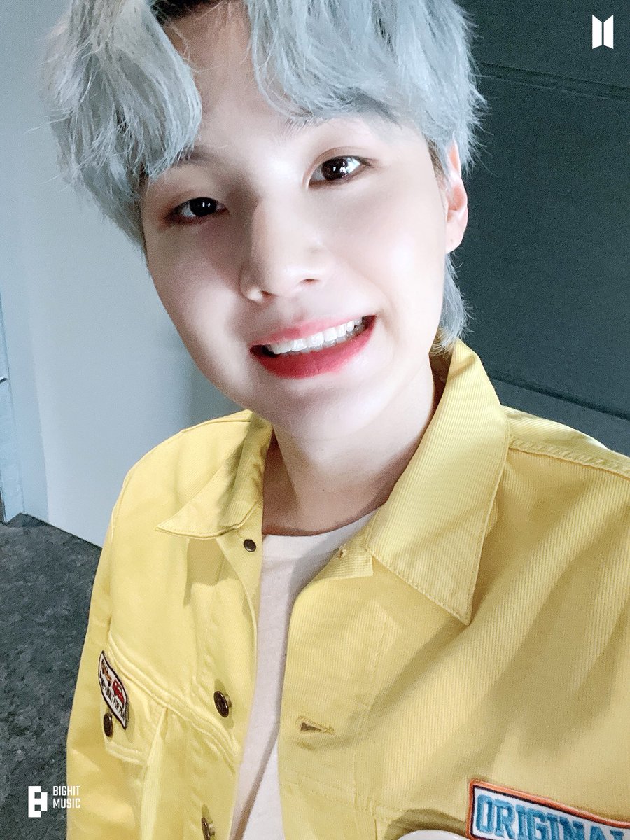 BTS　SUGA　写真15枚 vj288_SUGA_WEB_1200-1628-15.jpg