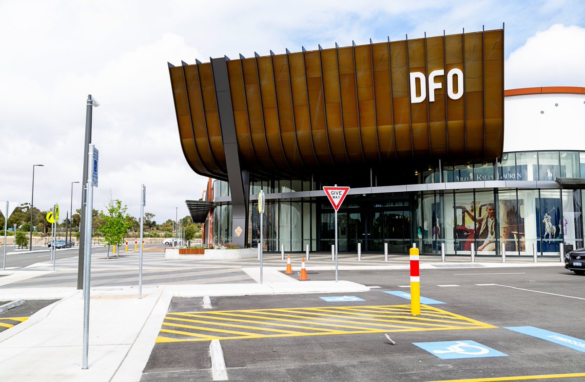 InfoblazeAUS's tweet image. Resilient #RetailAssets Valuable in Declining Market

#Australia #RealEstate #Property 
infoblaze.tiny.us/79100
Taryn Paris
Via theurbandeveloper.com