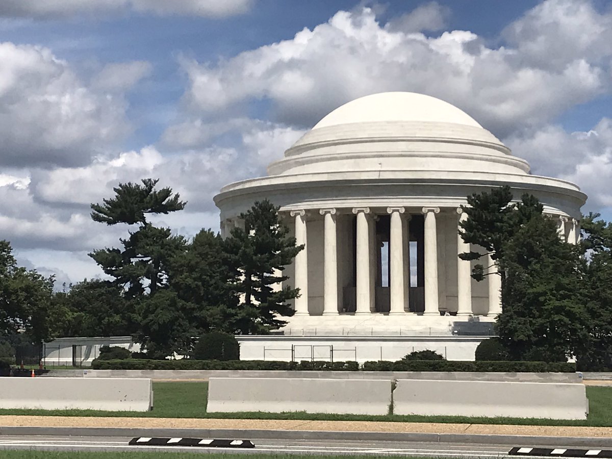michaelsherrill's tweet photo. Sharing DC trip

#dc #WashingtonDC #monument #russiahouse https://t.co/V8tM80HBFe
