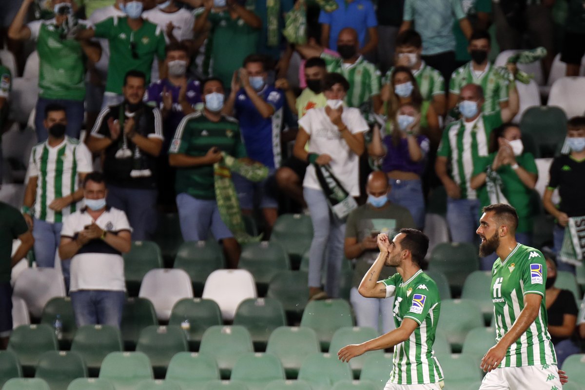 RealBetis's tweet photo. 💚💚💚💚💚 https://t.co/9aDG6b3W6Q