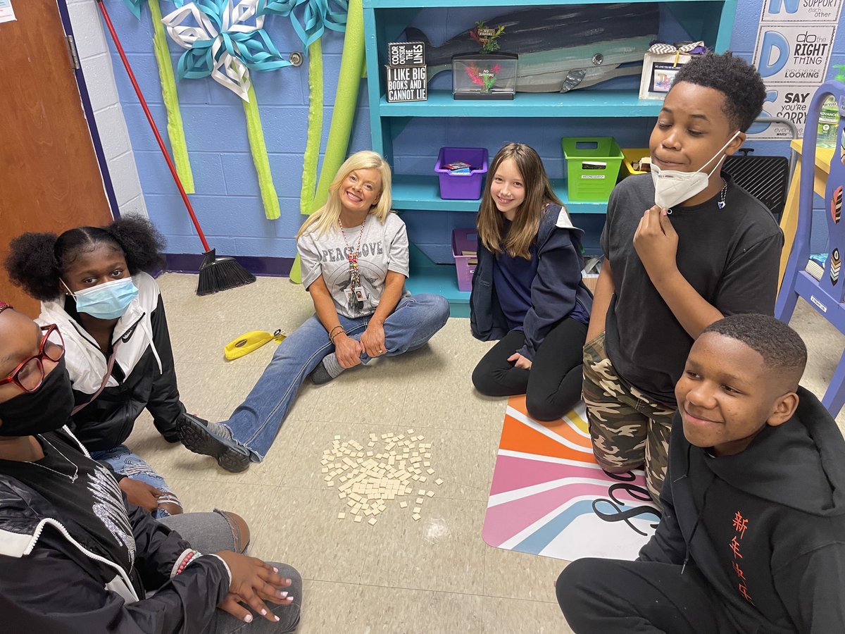 KHMcDaniel's tweet photo. Study Hall with 7th graders- rewarding wonderful behavior by playing Bananagrams đ„°đ âŠ@TweetDCS_DCMSâ© âŠ@DCMSSpotlightâ© #dcmsspotlight #gdtbaj #fundayfriday #middleschooliscool https://t.co/rBcGcVk0l0