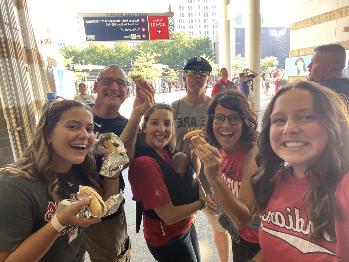 _maddymiller5's tweet photo. #OurCLE loving the dollar dogs!! https://t.co/JX2aB1Qbc6
