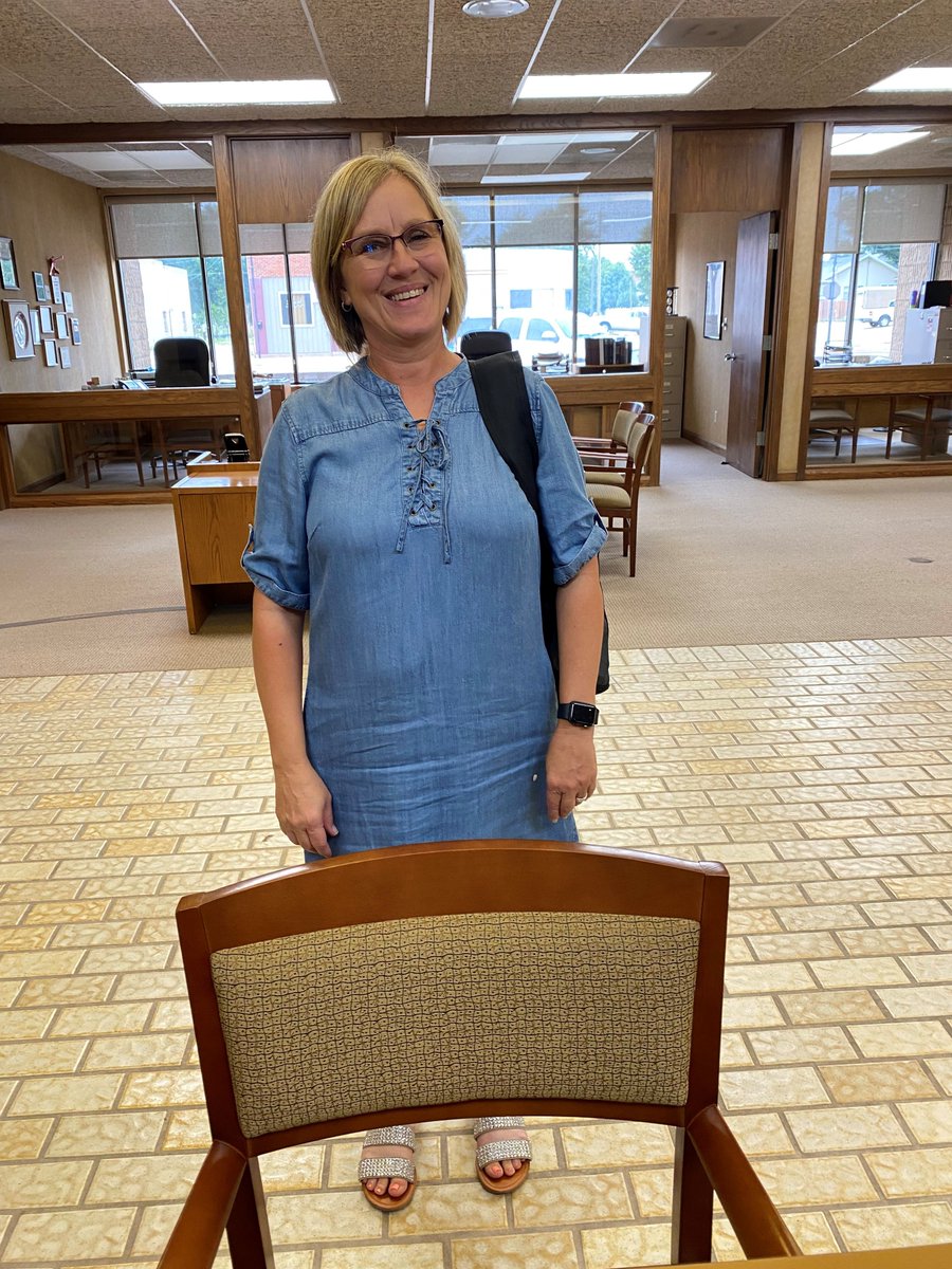 PrairieBankKS's tweet photo. We hope everyone had a great first week of school! Thank you to our giveaway winners for coming to pick up their prizes. 

#PrairieBankOfKansas #GiveawayWinners #BackToSchool https://t.co/az8byjasv0