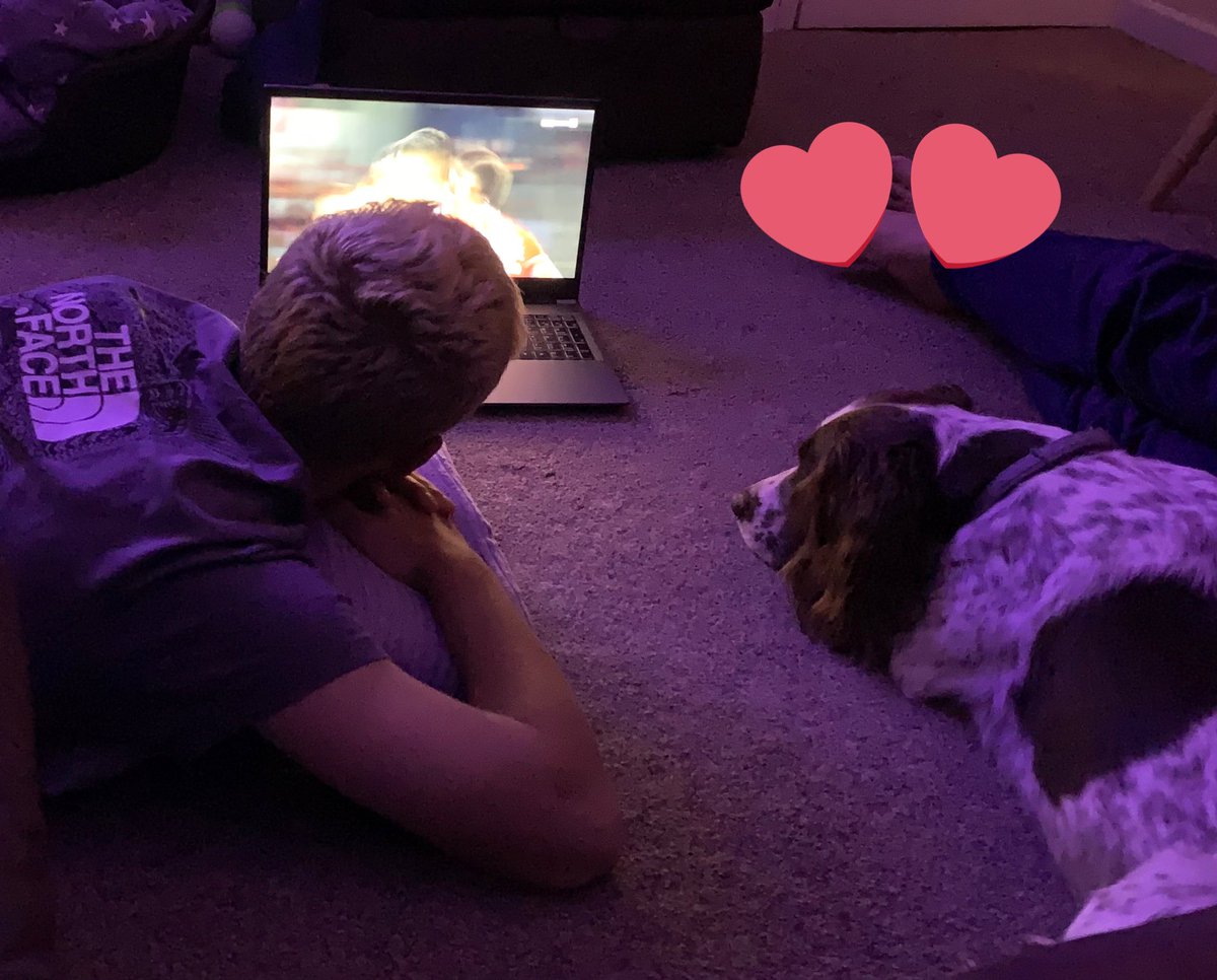 MargaretBowler's tweet photo. Nothing like watching the footy with you’re best mate 💙💙 https://t.co/lCHV5uID6C