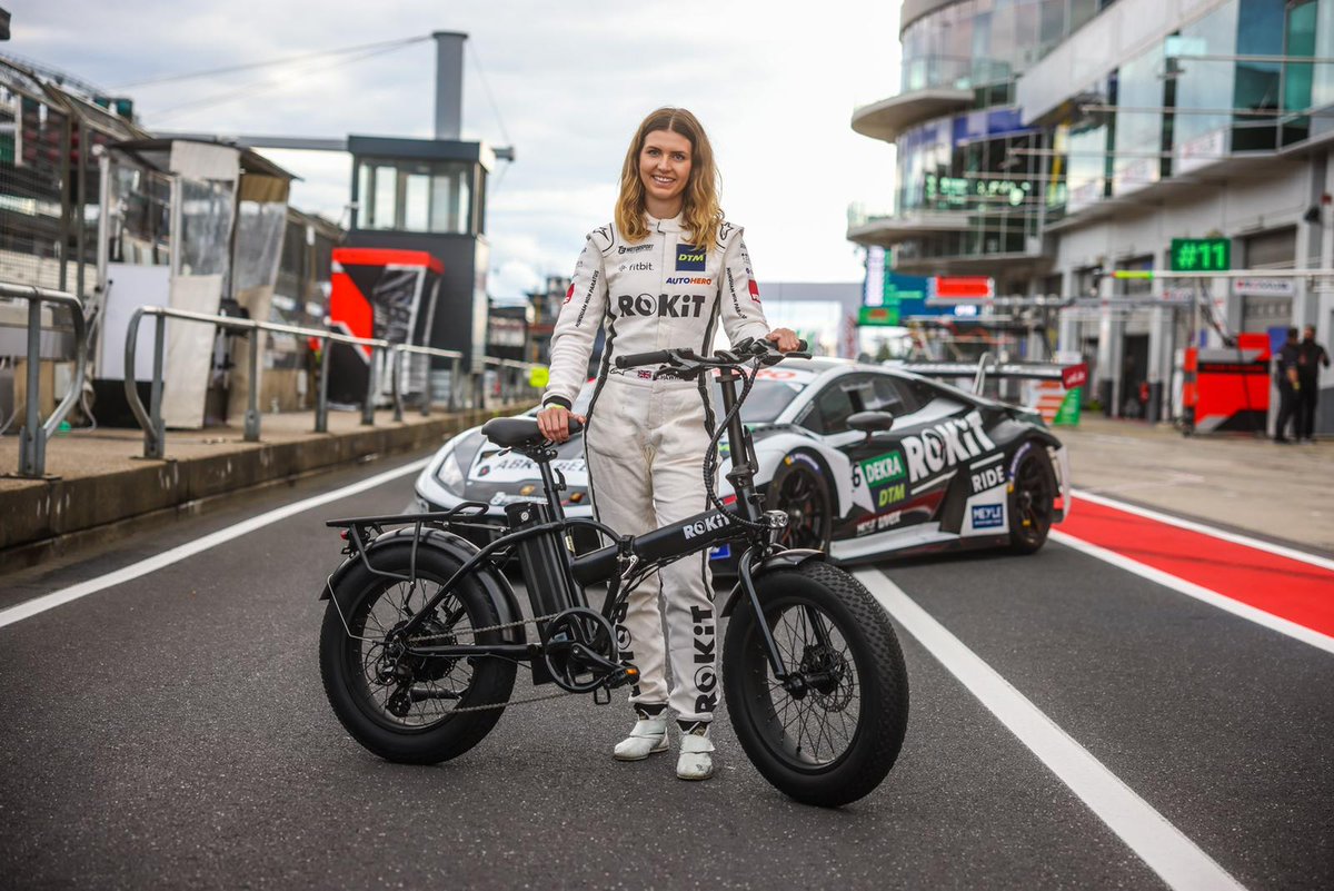 We know the Lambo's fun, but <a href="/esmee_hawkey/">Esmee Hawkey</a> may enjoy charging on #rokitebike a bit more...#rokitride #emobility #powerthefuture #ebike