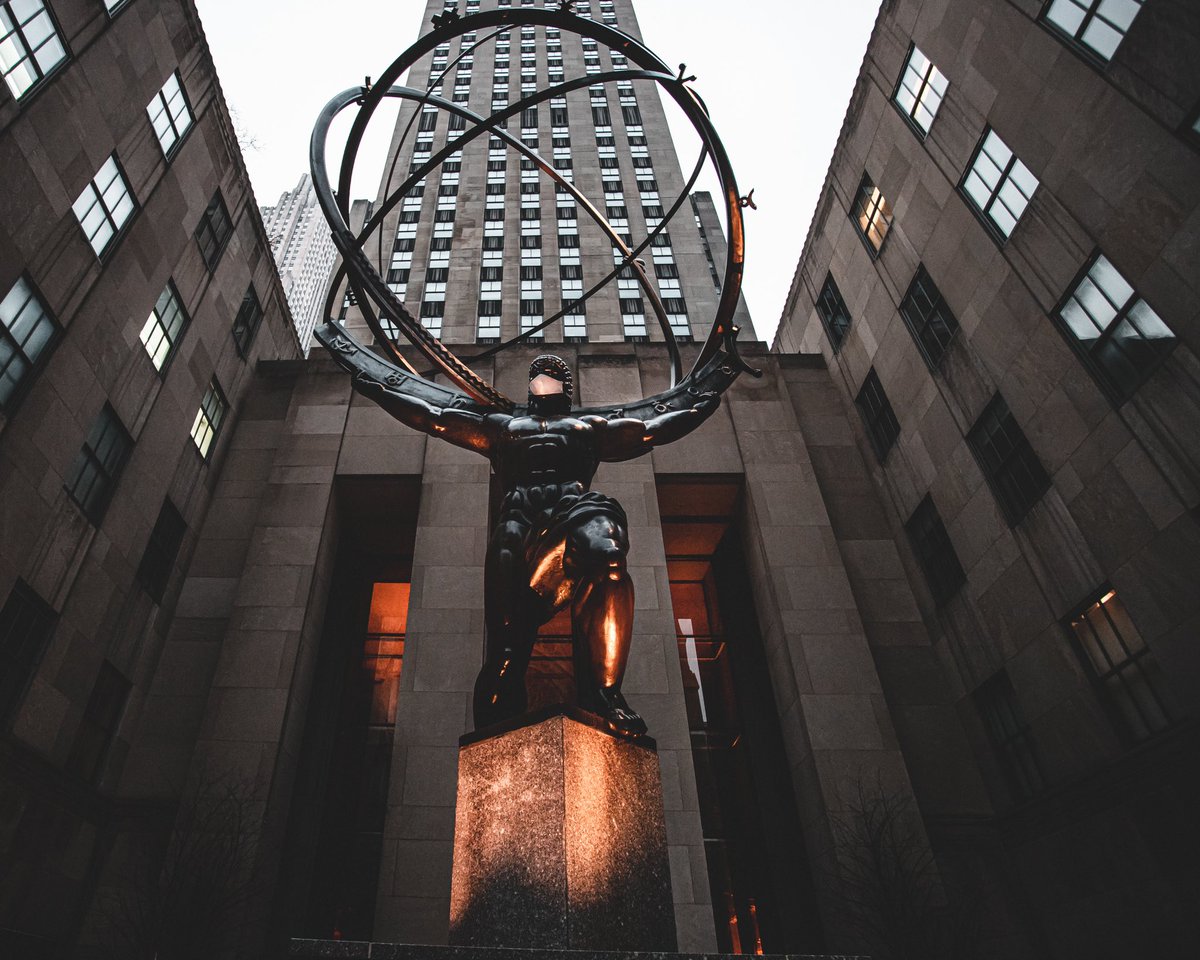 bypapijuan's tweet photo. Mask Up 😷 #NYC or Get Vaccinated.
Stay Safe & Protect your fellow human.
It’s Friday so.. Happy Hour is on the agenda🍻 #nyc #manhattan #atlasstatue #vaccination #masks #covid #midtown #photography #architecturephotography https://t.co/6CdH9CR5FB