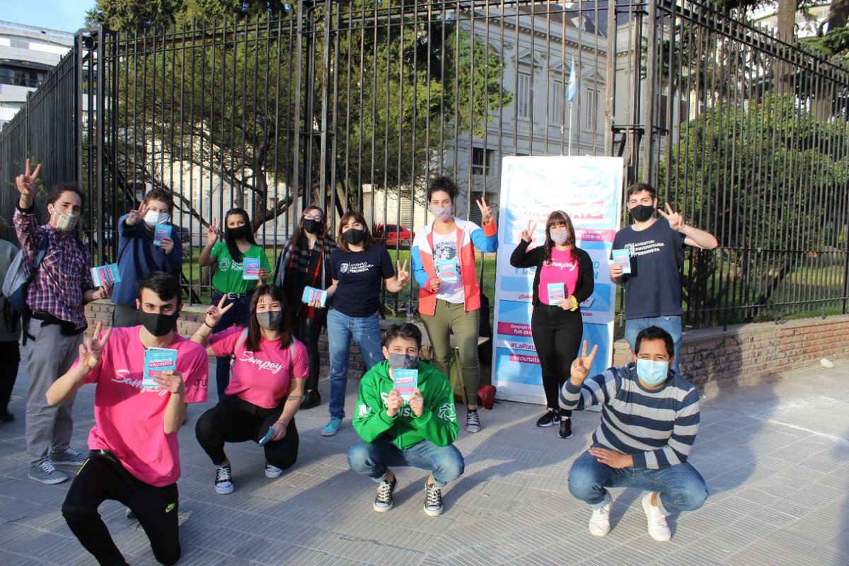 agarciaaok's tweet photo. Jornada de difusión 📣
Vacunate para Jóvenes ✌🏼🇦🇷
Acompañando a la @JUPLaPlataOK en los distintos puntos de difusión.
La @JUPNacionalOK trabajando a lo largo y ancho de todo el país para volver a #LaVidaQueQueremos. 

@vtolosapaz @jerogi @DrDanielGollan @kicillofok @saludpba https://t.co/wJf0m09fZQ