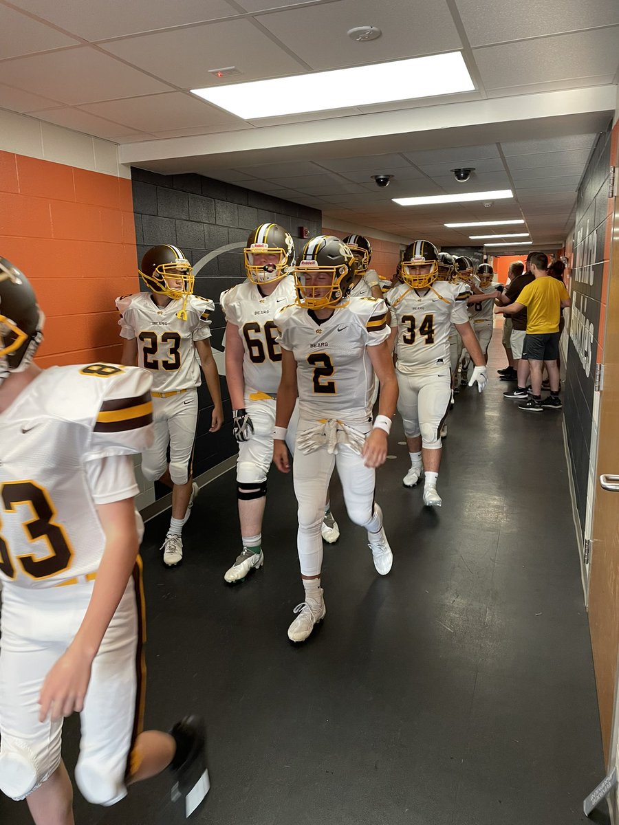 Here come the Bears! 🐻🟤🟡🏈

#GoBears