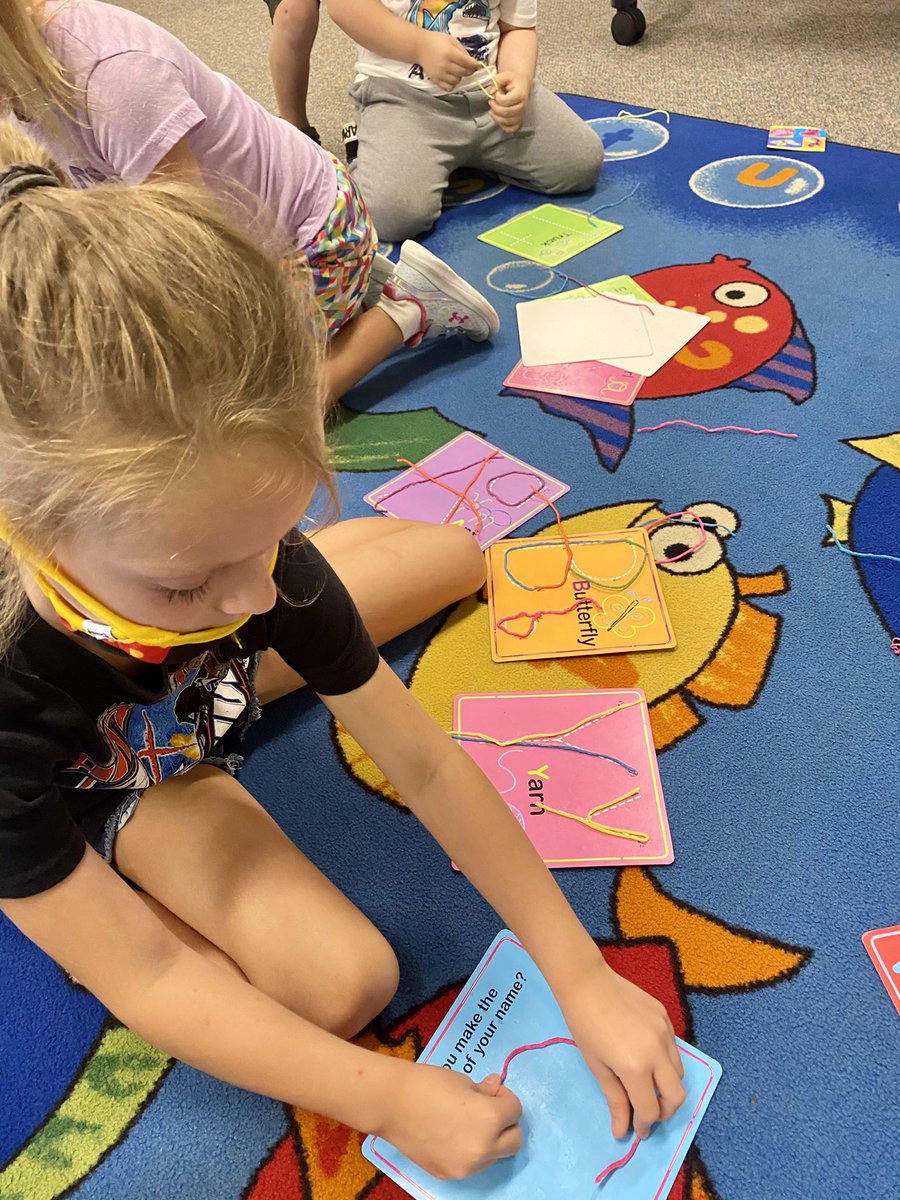 amangeskteach's tweet photo. We had fun this week making letters in many ways!🤩 #PantherPride https://t.co/hG5m2Vw5Y2