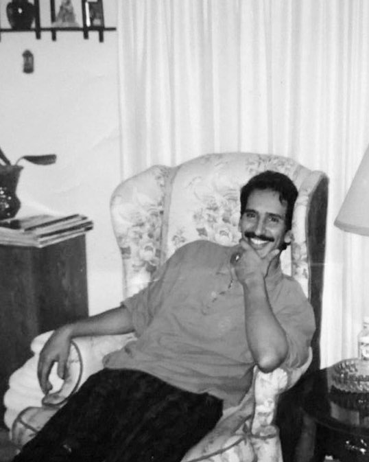 _mods7's tweet image. لاعاد تنشد ما بقى عندي علوم
كل العلوم المبطيات .. تخبرها

ماجيتك اشكي ميلة الوقت مزحوم
نفسي ليا ضاق المدى ما اخسرها